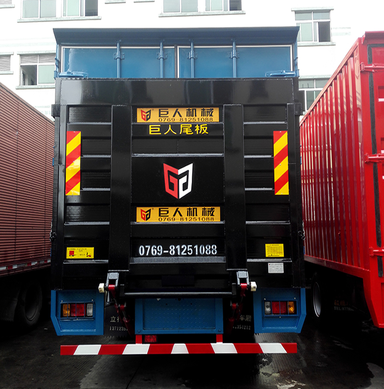 Truck tailboard